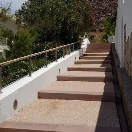 Casa Con Terrazza *